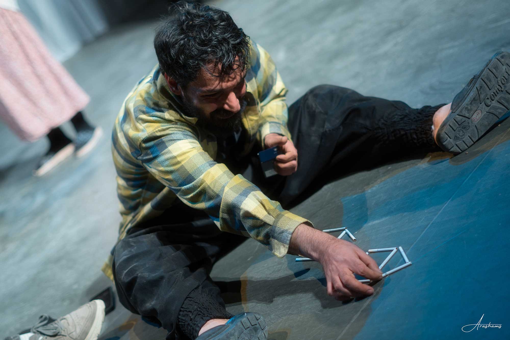 نمایش «میهمان ماهی»