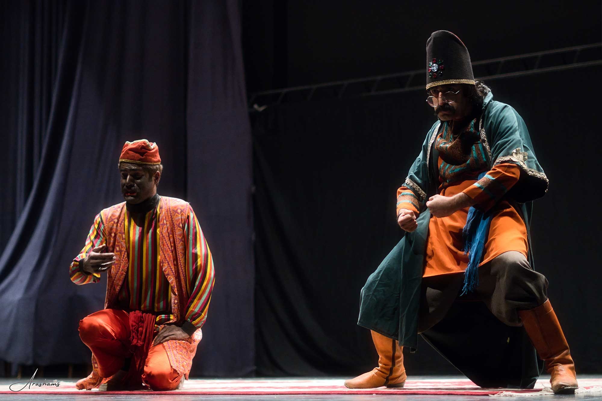 نمایش «مجلس تقلید؛ اندر حکایت ماهچهره قصر پادشاه»