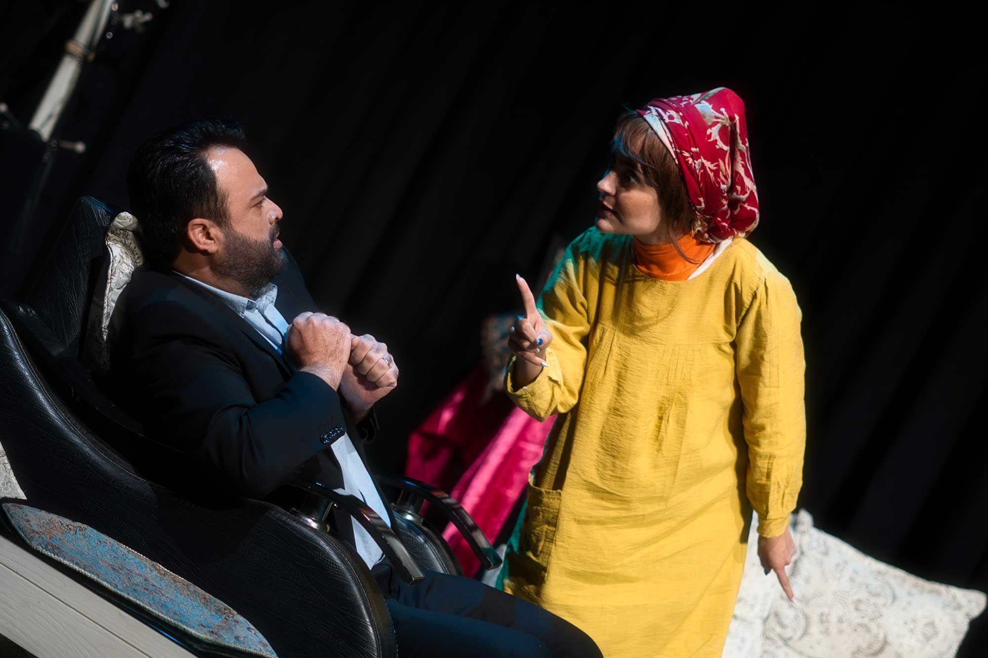 نمایش «غاز بی‌چشم و رو»